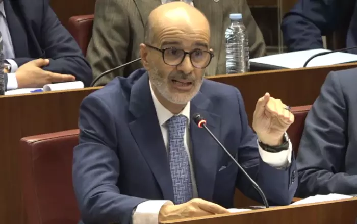 تعويضات إدريس الأزمي تفتح نقاشاً حول مواقفه من القدرة الشرائية للموظفين