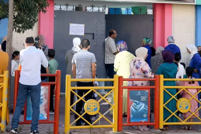 صرخة شباب المغرب أمام البرلمان رفضاً لقانون خوصصة التعليم وضرب الحريات الجامعية