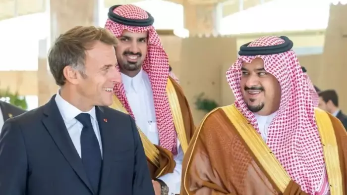 انقر على الرابط او الصوره لقراءه المقال