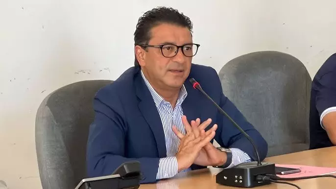 فضيحة سياسية على "فيسبوك" و"عرشان" يُنصّب نفسه عضواً في الحكومة!(الصورة)