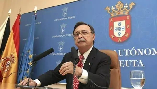 حكومة سبتة تُصعّد:أعيدوا الجميع إلى المغرب!