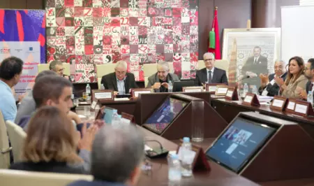 مجلس الجالية يدعو إلى إنشاء أقطاب تنافسية تجمع ذكاء المغاربة عبر العالم لخدمة التنمية الوطنية