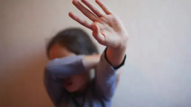 صدمة في بني ملال..حمل تلميذة في الـ12 من عمرها يُفجّر ملف الاعتداءات الجنسية على القاصرات