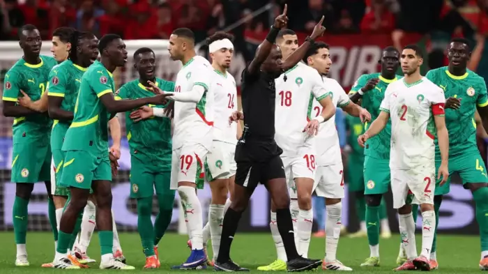 هذه آخر تطورات الفضيحة التي افتعلها المنتخب السنغالي خلال نهائي كاس الأمم الافريقية بالمغرب 