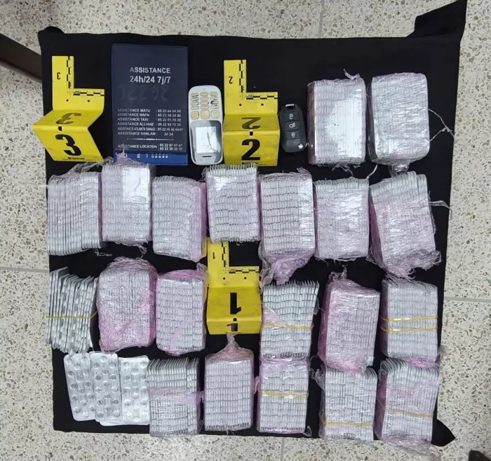 القبض على عصابة متخصصة في ترويج المخدرات