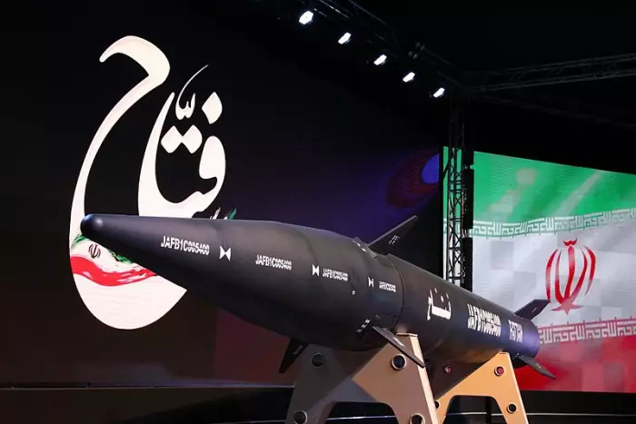 "فتاح-2" يُشعل سباق الرعب وإيران تكسر قواعد اللعبة الصاروخية وتضع الغرب أمام معادلة ردع جديدة