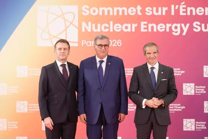 أخنوش يمثل الملك محمد السادس في القمة العالمية الثانية للطاقة النووية بباريس