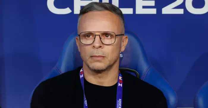 وهبي يشعل سباق المحترفين قبل تصفيات إفريقيا