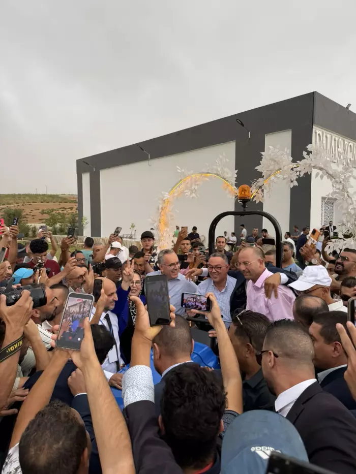 لقجع يطلق من فاس رزمانة تدابير اجتماعية غير مسبوقة من ضمنها إعفاء الأجور من الضريبة وضبط الأسعار ومحاصرة المضاربة