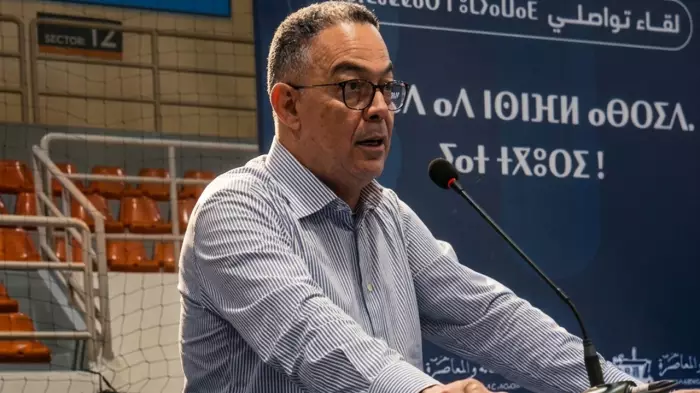 فوزي لقجع..من تدبير الميزانية إلى صناعة الإنجاز الرياضي وكيف تحول الرجل إلى أحد أبرز الفاعلين في المشهد السياسي المغربي؟