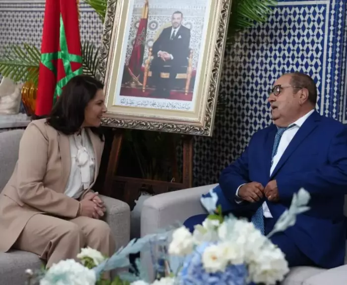 الاتحاد الاشتراكي يقترب من الحكومة والمنصوري ترسم ملامح أغلبية جديدة