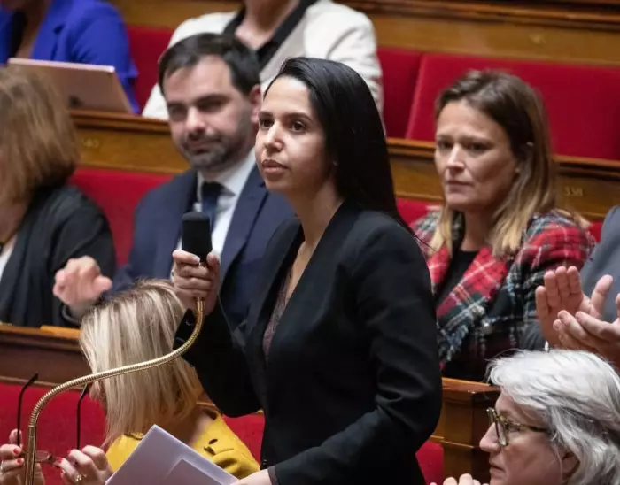من ورززات إلى قصر الإليزيه.. نعيمة موتشو نموذج المرأة المغربية التي كسرت قيود المستحيل