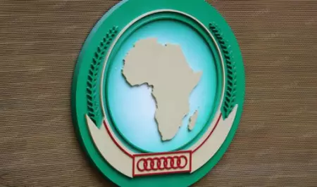 المغرب يُجدد حضوره في العمق الإفريقي "محمد بلعيش" يعود لقيادة مكتب الاتحاد الإفريقي في السودان