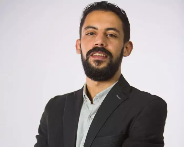 انقر على الرابط او الصوره لقراءه المقا