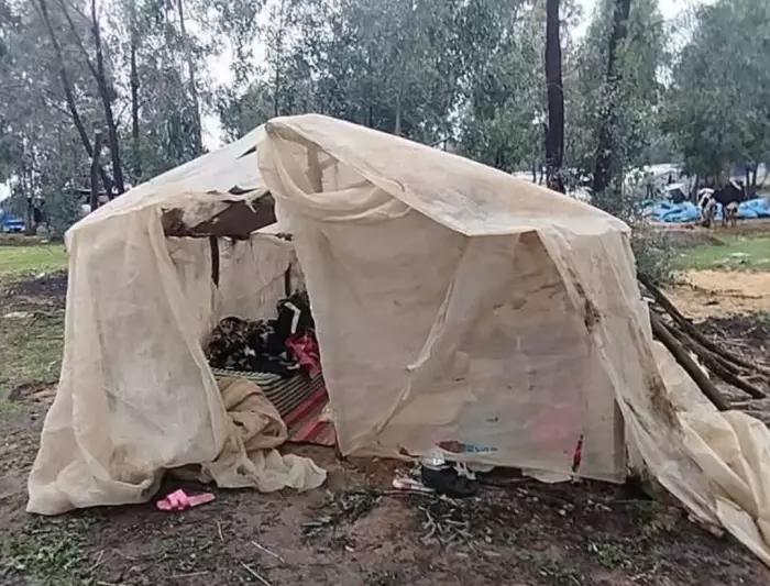 ساكنة دوار إبني فضل تعاني في العراء وسط غياب للمسؤولين