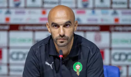 الركراكي: مباراة زامبيا اختبار جدي رغم حسم التأهل لمونديال 2026