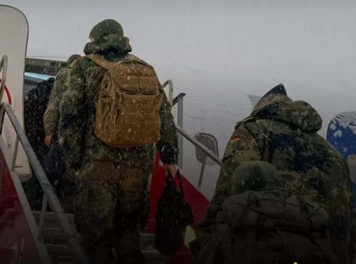 انسحاب فرق المراقبة الألمانية من "غرينلاند" بهدوء مبهم