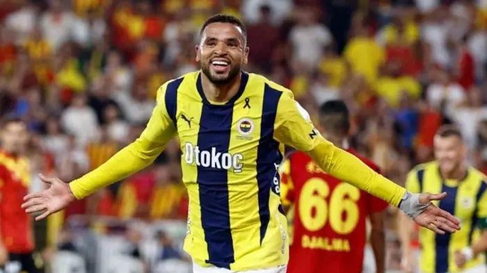 النصيري باق مع فريقه التركي ومورينو يعمل جاهدا لإقناعه