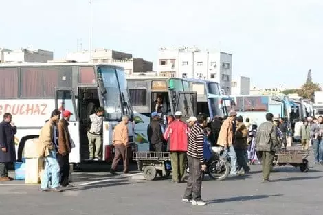 تحسين خدمات النقل العمومي يتصدر المطالب الاجتماعية في عدد من المدن المغربية