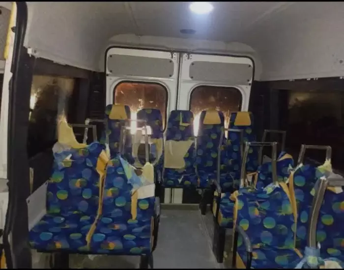 مدارس الريادة للأغنياء وتلامذة بولمان في الهامش على كراسي الحديد