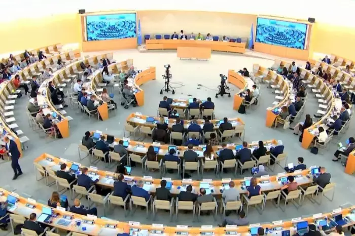 انقر على الرابط او الصوره لقراءه المقال