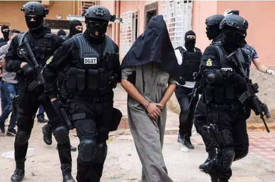 390 محكوما في قضايا التطرف والإرهاب استفادوا من برنامج "مصالحة"