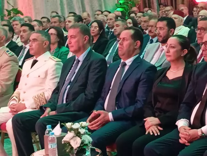 والي جهة الرباط-سلا-القنيطرة يترأس مراسيم الإنصات للخطاب الملكي السامي بمناسبة عيد العرش