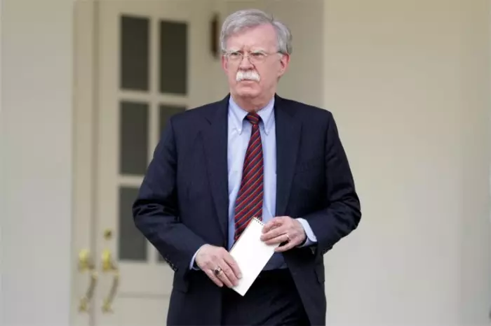 مداهمة مثيرة…الـ:FBI  يفتش منزل جون بولتون في قضية وثائق سرية تهز واشنطن