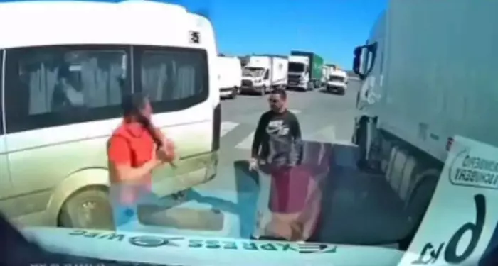 انقر على الرابط او الصوره لقراءه المقال