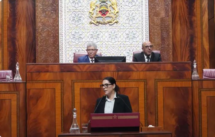 المنصوري تعرض برنامج الحكومة أمام البرلمان وهذه خطوطه العريضة وتعهدات رئيسة الحكومة الجديدة
