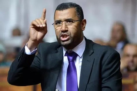 اتهامات تهزّ قبة البرلمان وبوانو يفجّر فضيحة تلاعبات في صفقات أدوية بين وزيرين من نفس الحزب