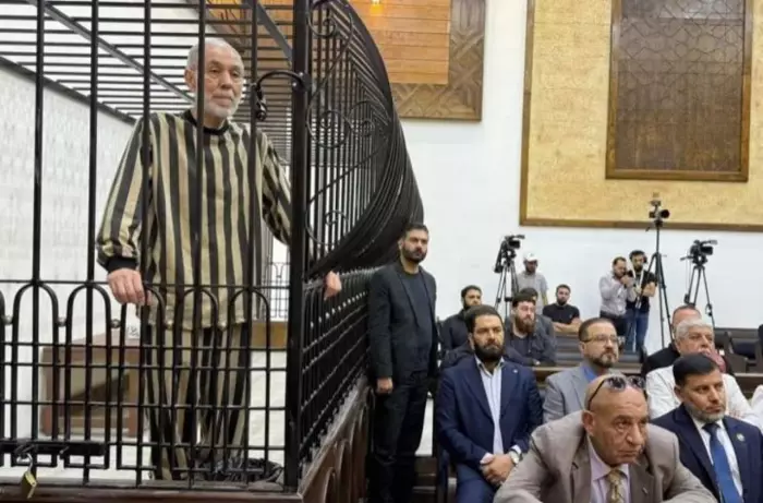 مجريات محاكمة المفتي السابق لنظام بشار المخلوع وشهادات قد تجر حسون لحبل المشنقة أو السجن المؤبد