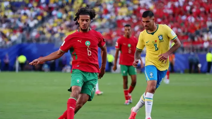 بوعدي يكشف ما دار داخل معسكر الأسود بعد موقعة البرازيل ويؤكد:التعادل لا يرضينا والدروس بدأت قبل مواجهة اسكتلندا