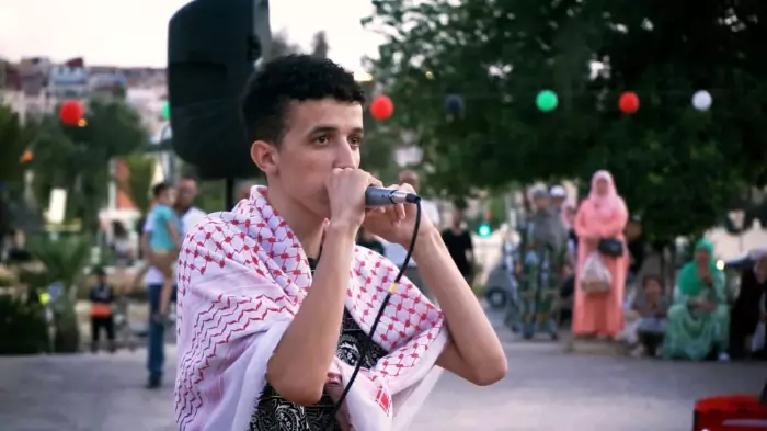 محاكمة "الحاصل" تُفجر جدلاً واسعاً حول حرية التعبير بالمغرب والمحكمة تؤجل النظر في الملف