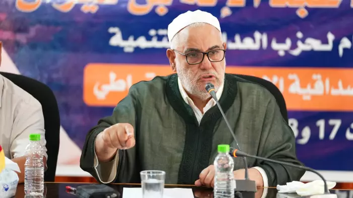 ابن كيران يُطلق النار على شراء الأصوات ويؤكد:بيع الصوت جريمة في حق المغاربة