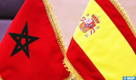 قنصلية المغرب بألميريا تنظم قنصلية متنقلة لساكنة غرناطة